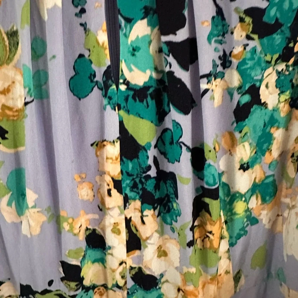 New London Times Floral Maxi Dress - lilac and Green - Picture 5 of 5